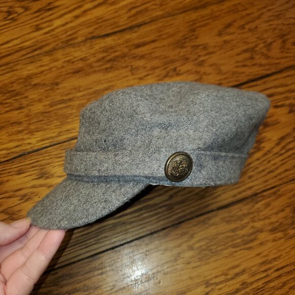 Women's Newport News Gray, Wool/Viscose Captain Hat, one size, Excellent Con! - Picture 1 of 5